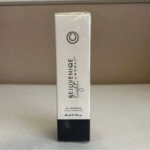Rejuveniqe bY MONAT